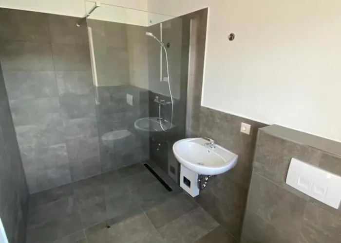 Roetgesbuettel 公寓 *